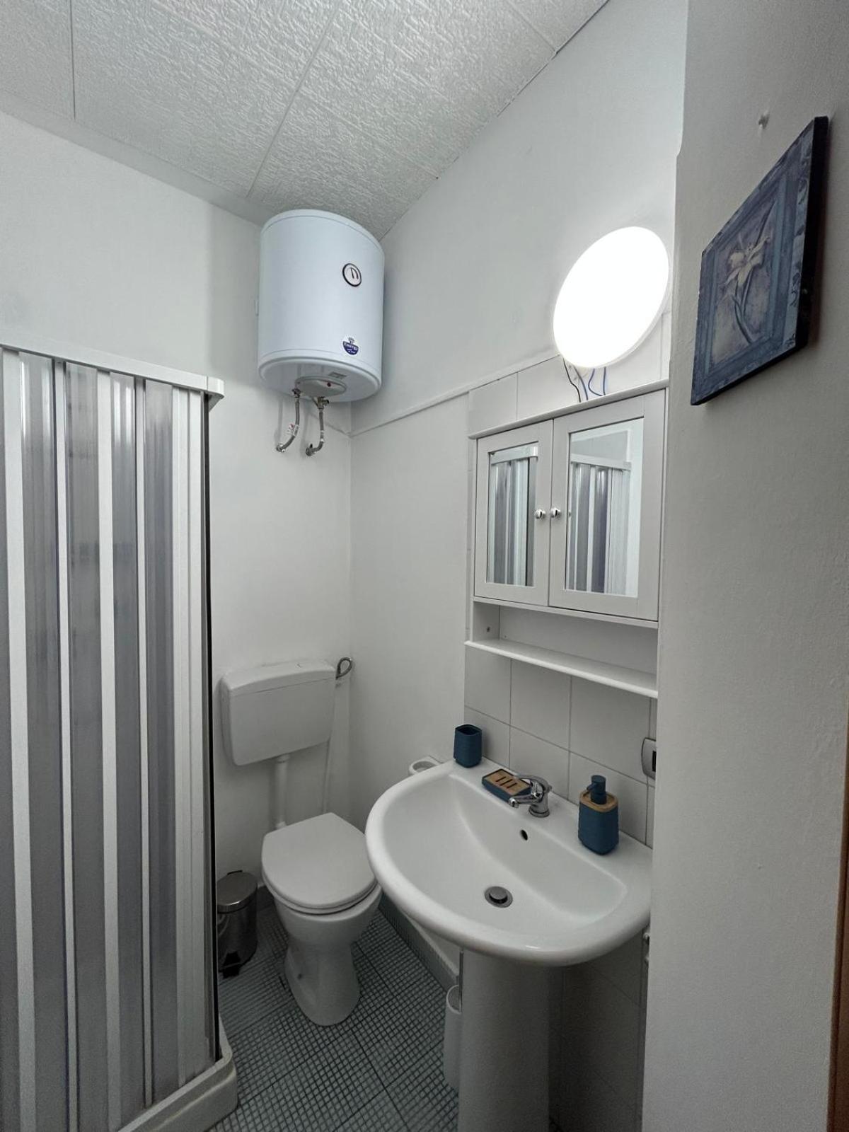 Gammazita Apartment Catania Bagian luar foto